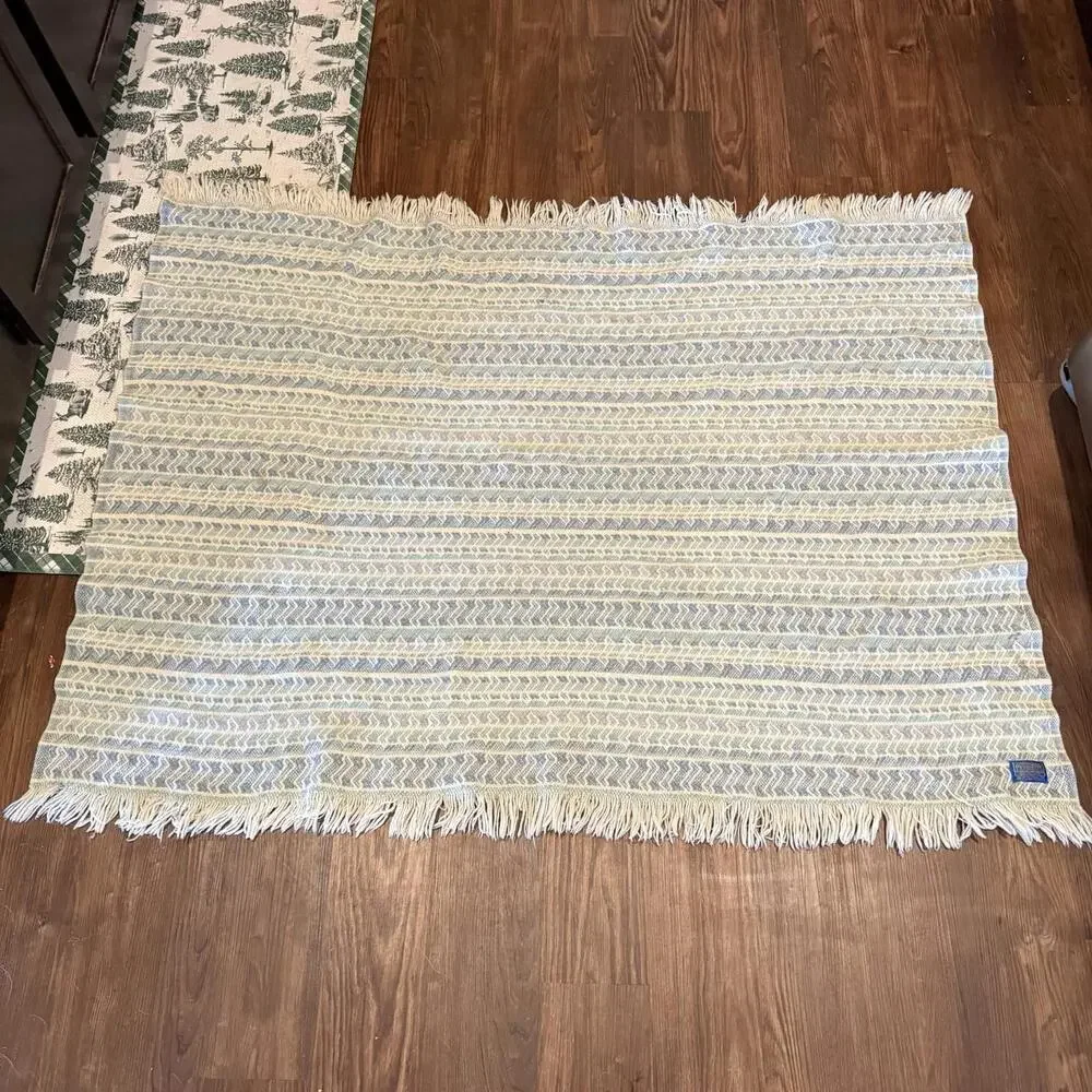 Vintage 90s RARE Pendleton Woolen Mills Fringed Throw Blue Label Blue Gold 60x48